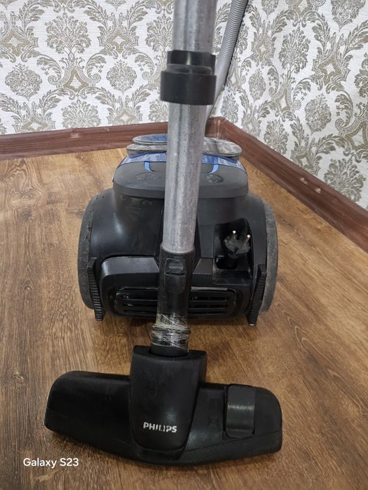 Пылесос PHILIPS FC9352