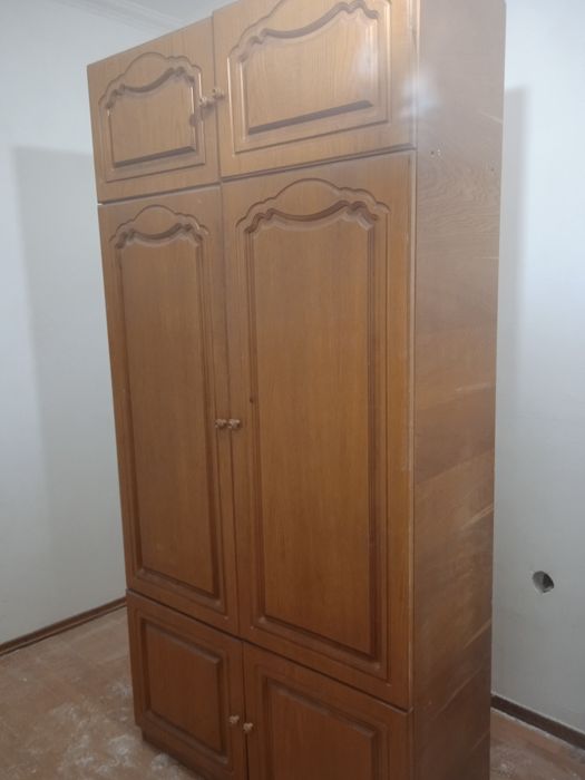 Продам шкаф для прихожей