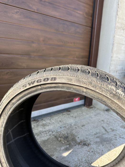 2 Anvelope iarna Hankook 225/40 si Goodride 225/35 R19