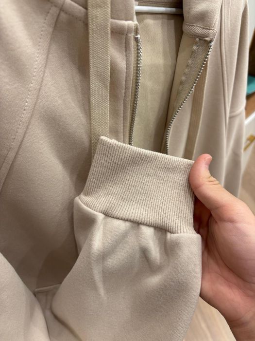 Спорт костюм новый