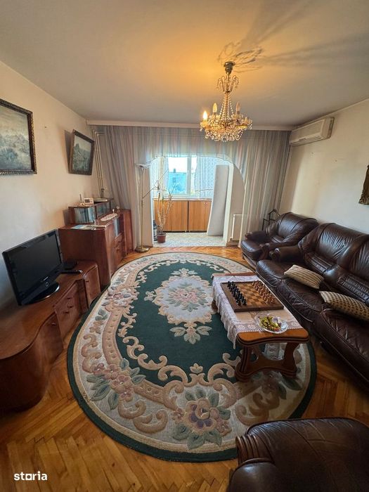 Oportunitate rara - 3 camere decomandat Ultracentral cu vedere la mare — fotografia 1