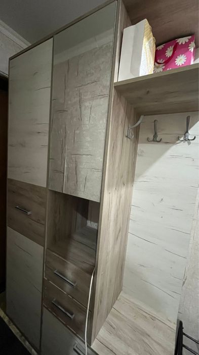 Шкаф для прихожи