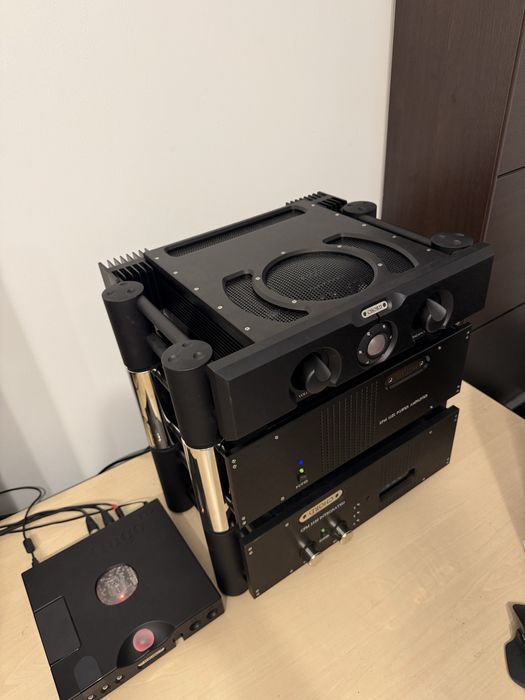 Amplificator   Chord Ultima + Dac  Chord Hugo Tt2 + Chord SPM 1050