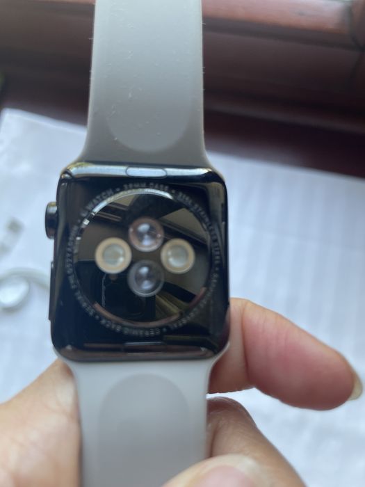 Продам Apple Watch Series 2