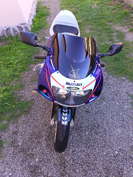 SUZUKI  GSXR  600  !  stare  FOARTE  BUNA