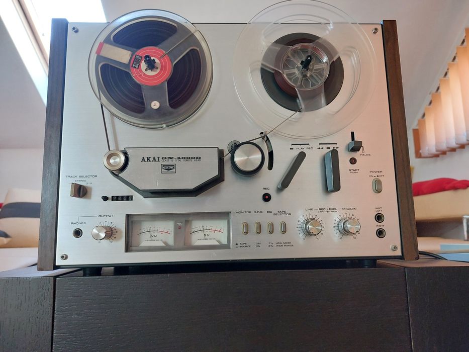 Magnetofon akai 4000 d