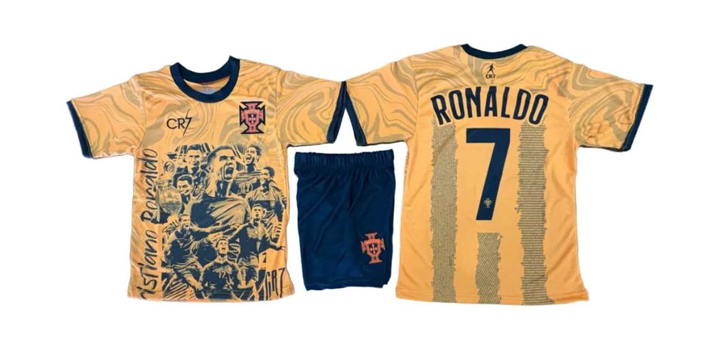 Световно 2026 Екип Роналдо Португалия с Лицето на CR7 Футболен детски Екип с Чорапи