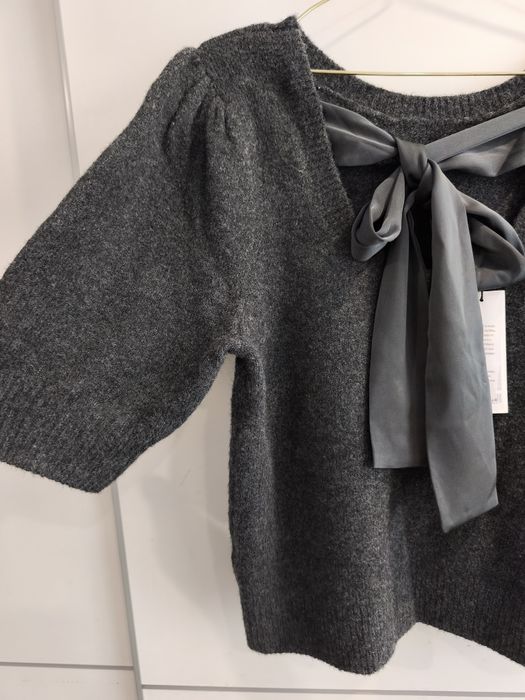 Neo Noir пуловер с панделка на гърба р-р С/М