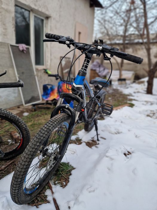 Дрифт кар и два велика