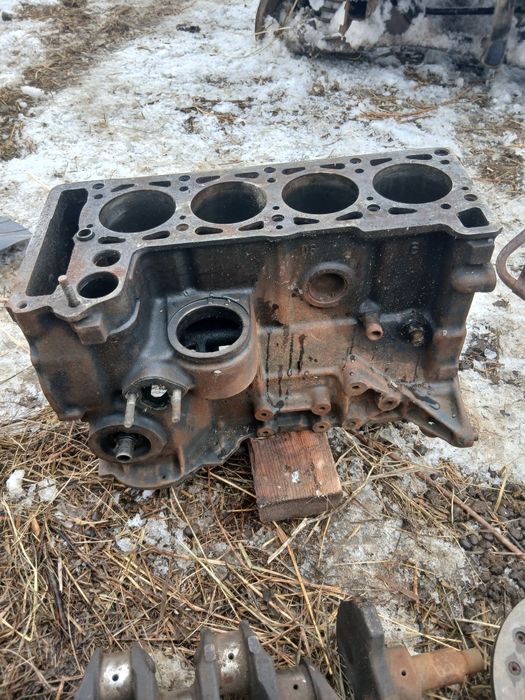 Продам телевизор и парог на жигули