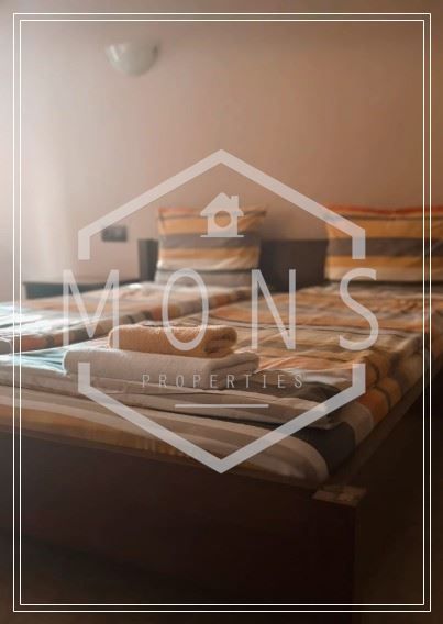 Хотел в Ловеч, област-с.Орешак площ 435 цена 785000