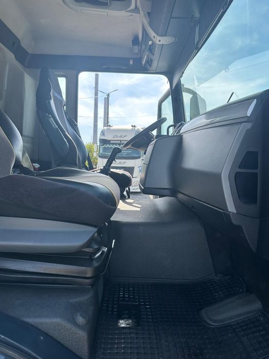MAN Autobasculanta 8x4