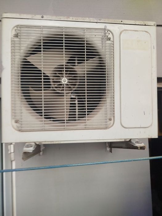 Кондиционеры 6 штук AUX