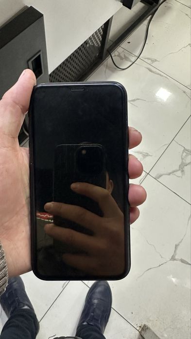 iPhone Xr sotiladi srochna