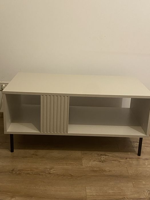 masa pentru living, material MDF, culoare casmir