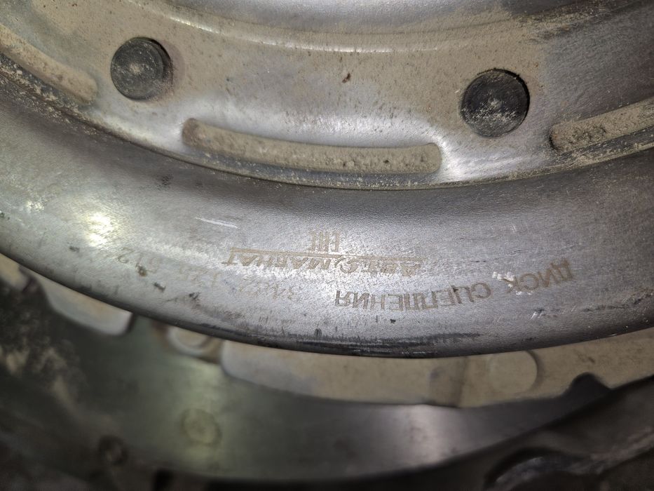 Продам диск сцепления Паз