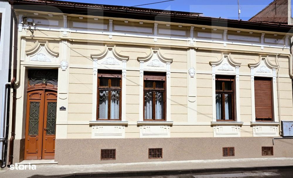 Casa de inchiriat – zona centrala,complet echipata