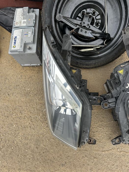 Фар/Фарове за Citroen C6 BiXenon