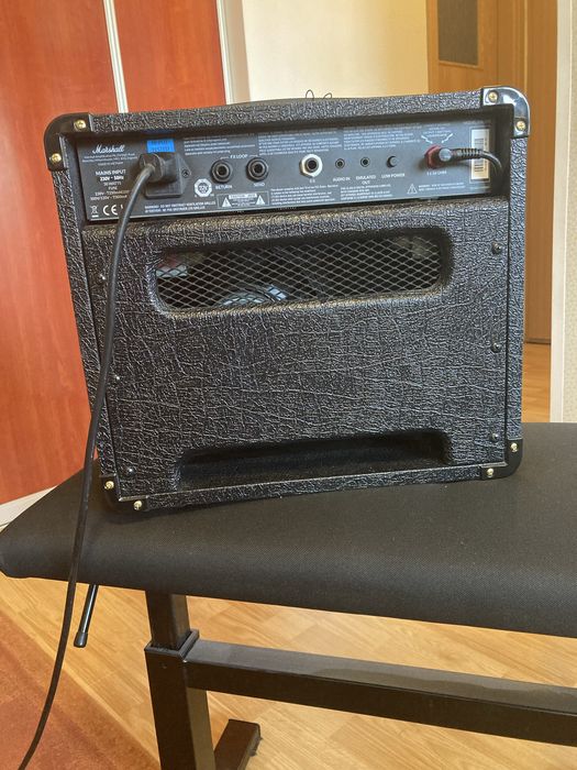 Vând Combo/Amp Marshall DSL1CR CA NOU