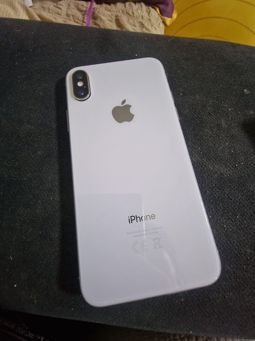 Продам iPhone X  X