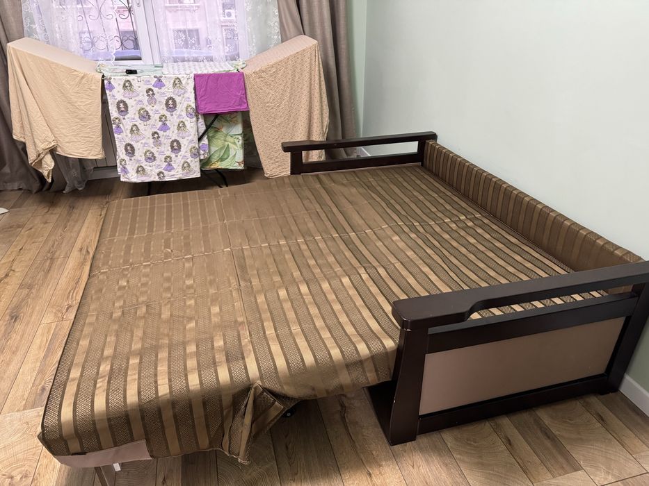 Диван раскладной, аккордеон