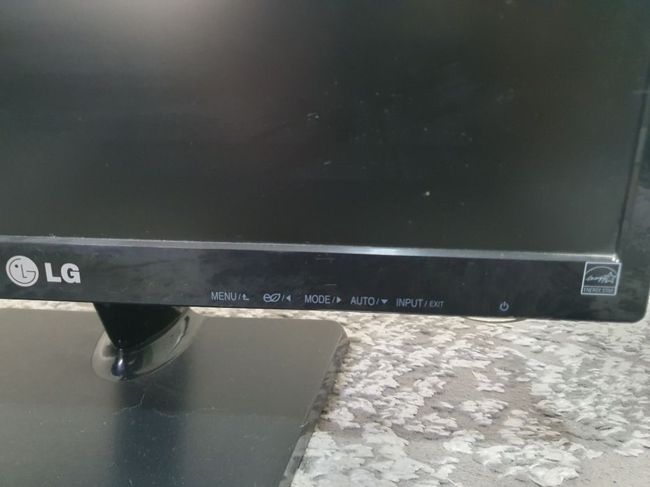 Монитор LG flatron