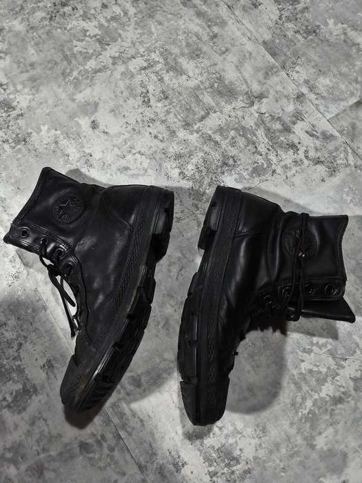 ghete Converse piele