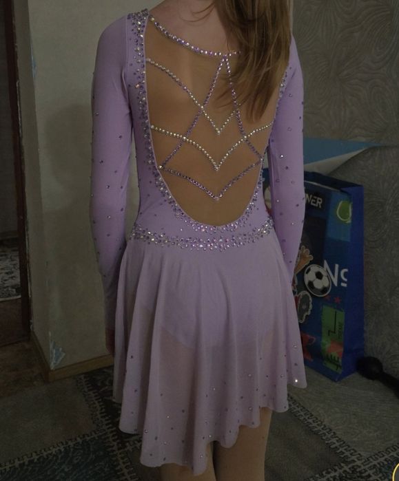 Продам платье для фигурного катания