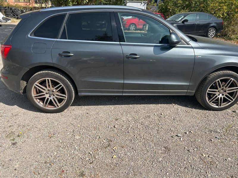 Audi Q5 2.0tdi 170кс  S-line Quattro НА ЧАСТИ