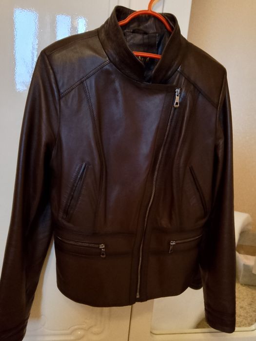 Продам кожаную куртку