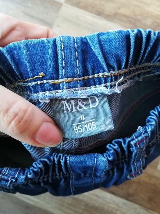 Блузка и дънки за момиче 98-104