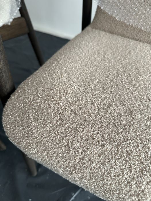 Трапезни столове