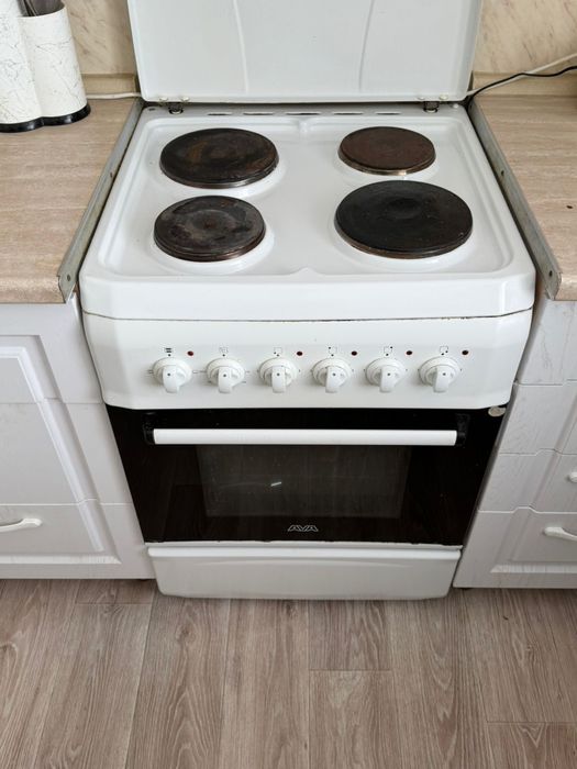 Электрическая плита б/у