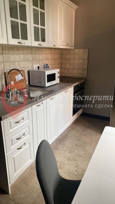 Дава се под наем Тристаен апартамент в София, Медицинска академия - 90 кв.м за 1000 € - Снимка #3