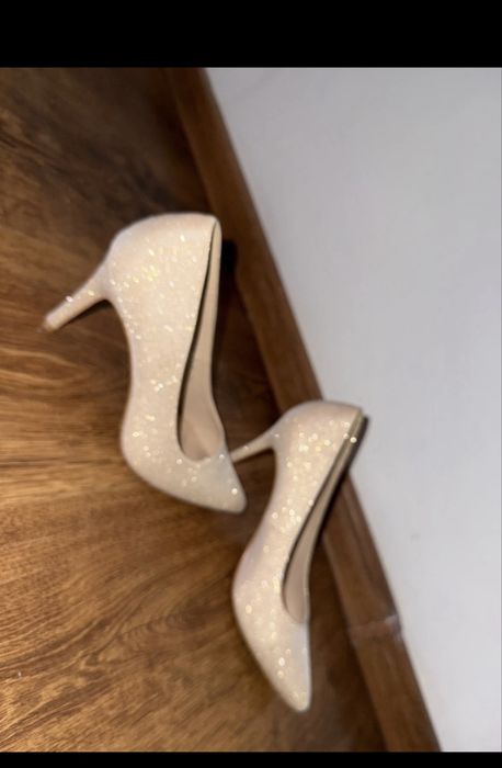 pantofi cu toc sclipitori