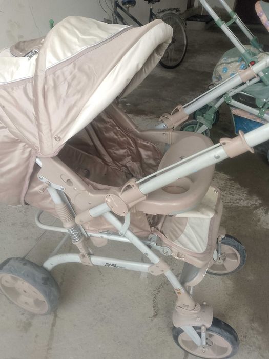 Kolyaskalar arzon narxda sotiladi