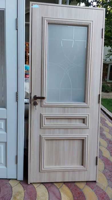 Engelberg eshiklar sotiladi