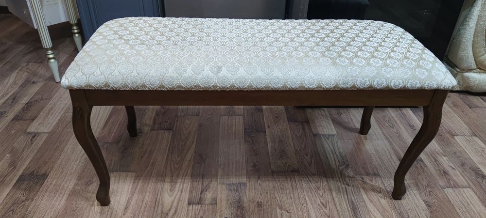 Банкетка для прихожей