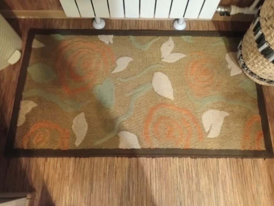 Продам напольный коврик.