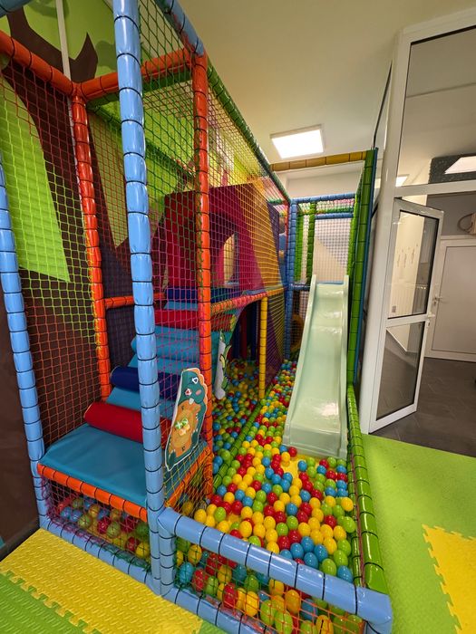 Зала с Детски кът