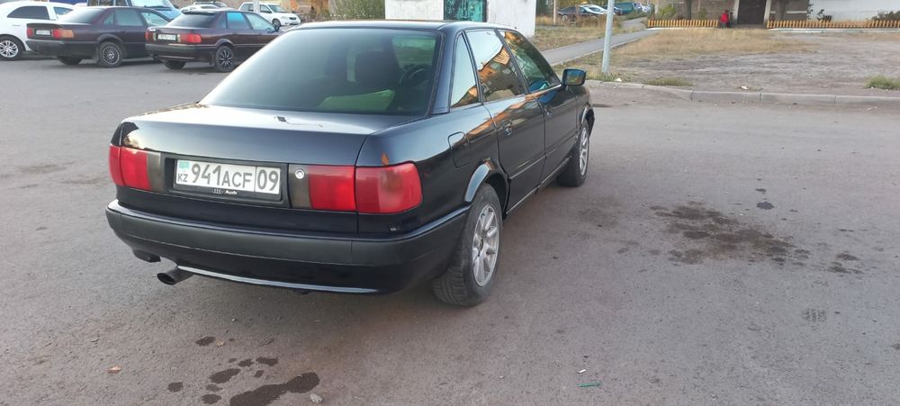 Ауди В4 на активном ходу