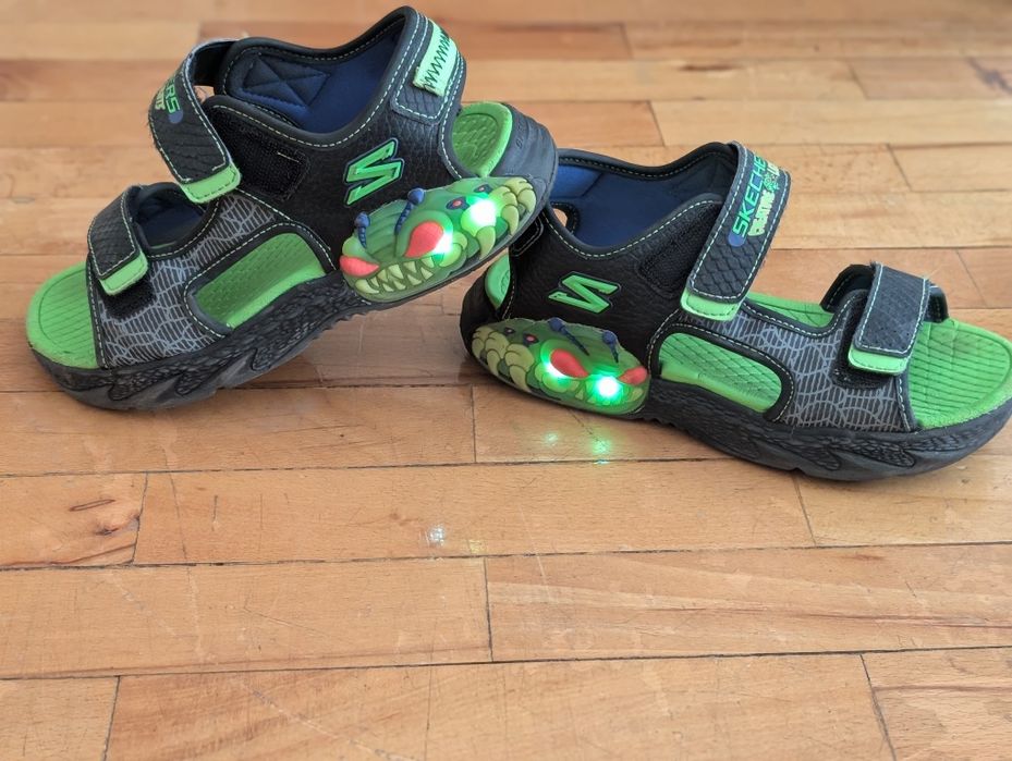 Сандали Skechers