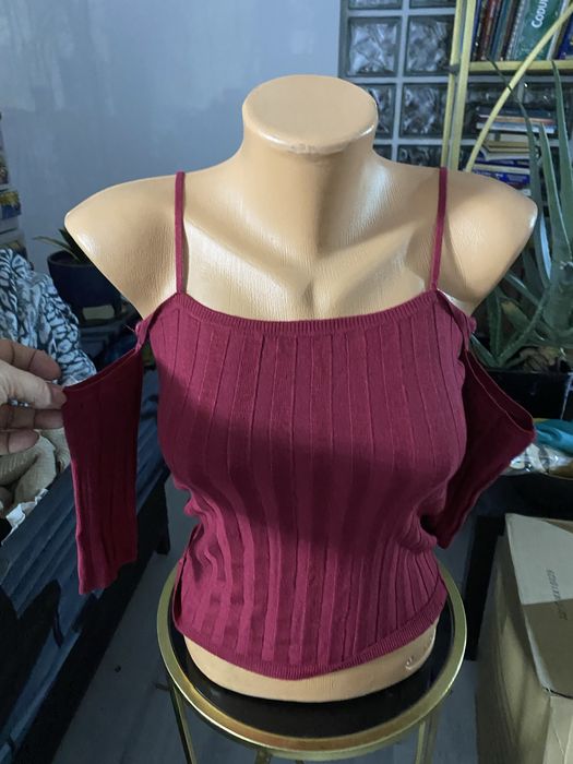 Set top cu maneci atasate