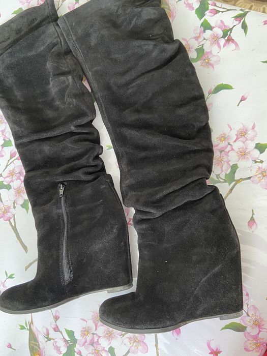 Замшевые натуральные ботфорты