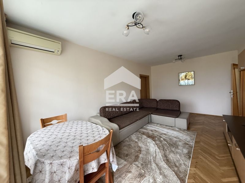 Дава се под наем Двустаен апартамент в Варна, Чайка - 60 кв.м за 520 € - Снимка #2