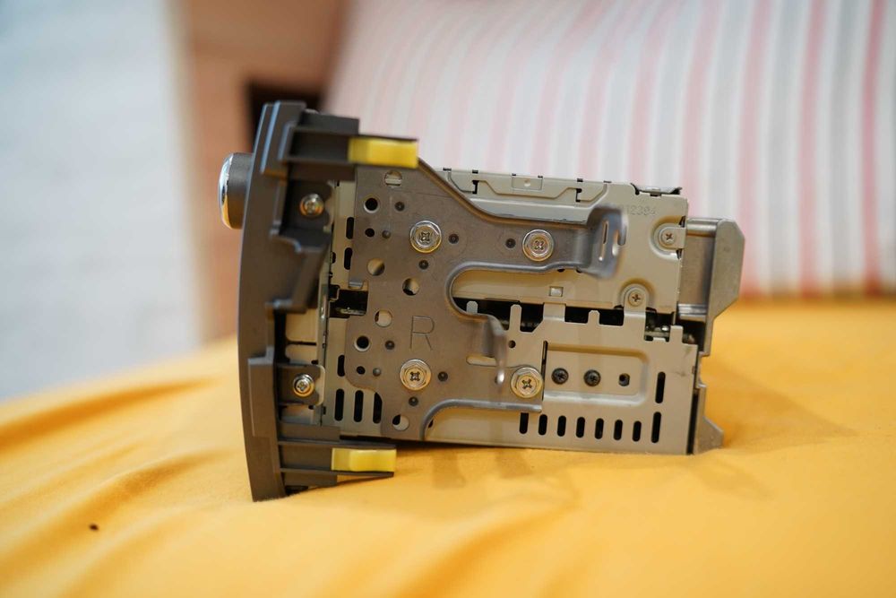 casetofon original toyota corolla E150 2007-2010
