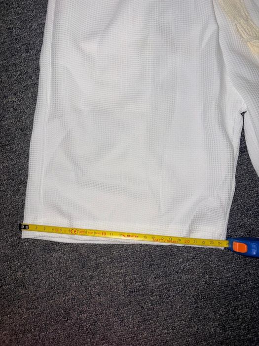 Pantaloni scurti sireturi lungi