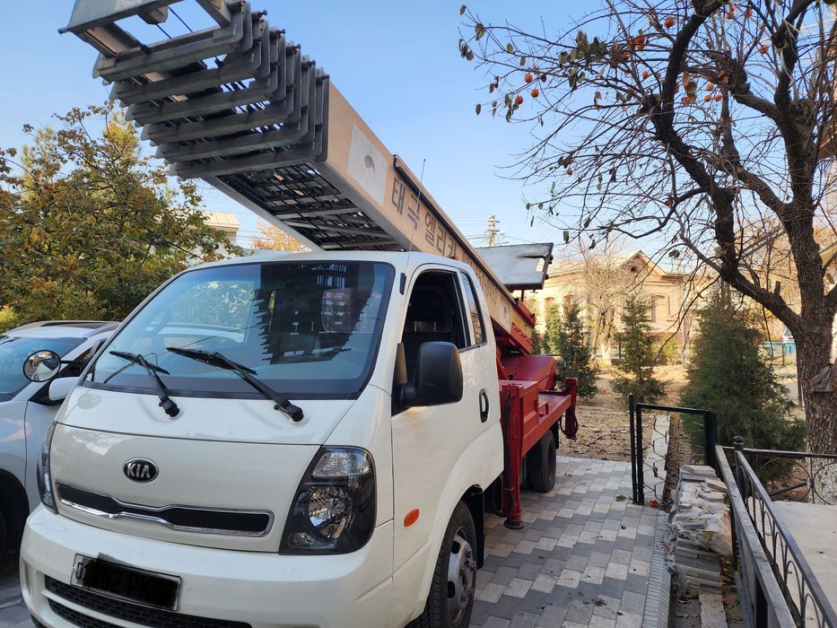 Продается автолифт. Кия бонго 3, 2013 года