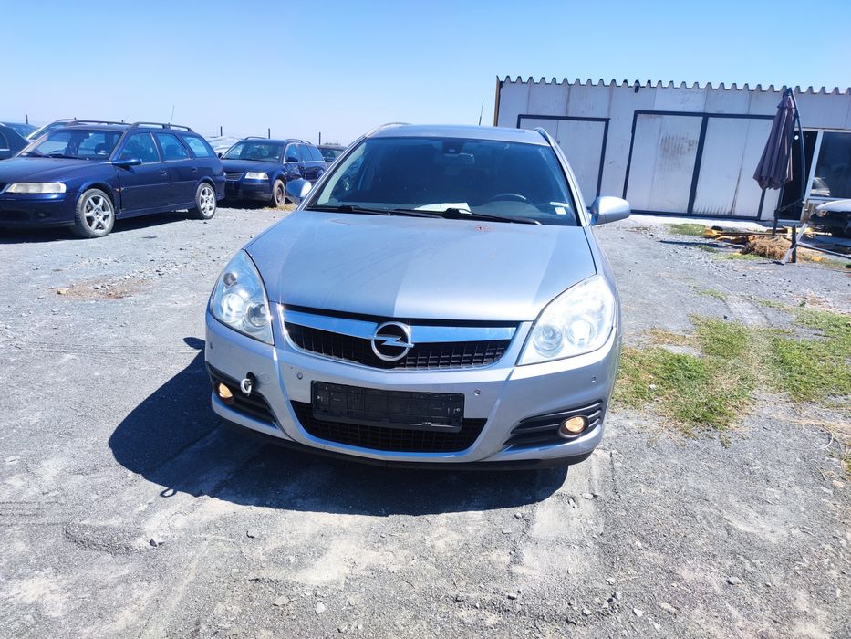 Опел Вектра Ц 2.2 155к.с директ комби НА ЧАСТИ / Opel Vectra C 2.2 155