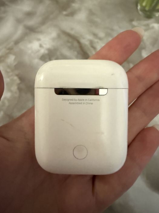 Apple AirPods 1-го поколения (Оригинал)